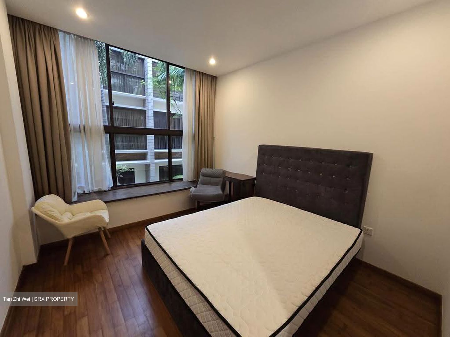Holland Link (D10), Terrace #618193281